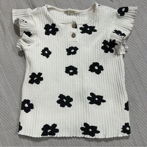 Jessica Simpson size 6x girl's shirt, cream/black, ruffle cap sleeve, spring